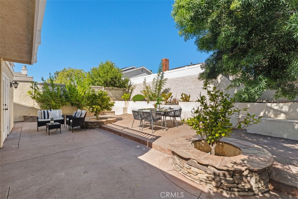 28182 Carpenteria Court Property Photo 5