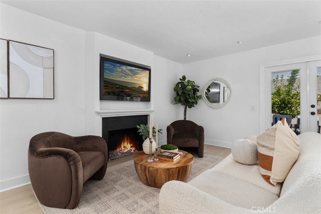28182 Carpenteria Court Property Photo 8