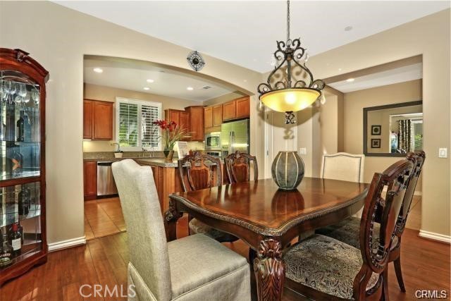 87 Wonderland Property Photo 6