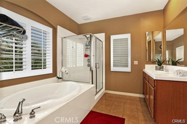 87 Wonderland Property Photo 11