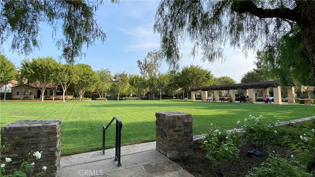 87 Wonderland Property Photo 22