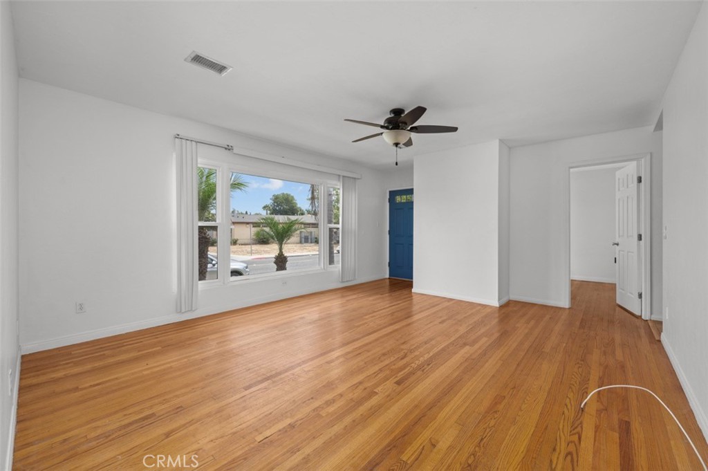 4922 4924 64th Property Photo 1