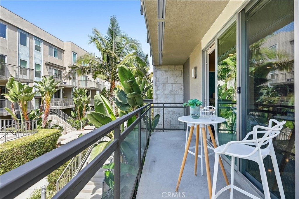 43 Gramercy Property Photo 8