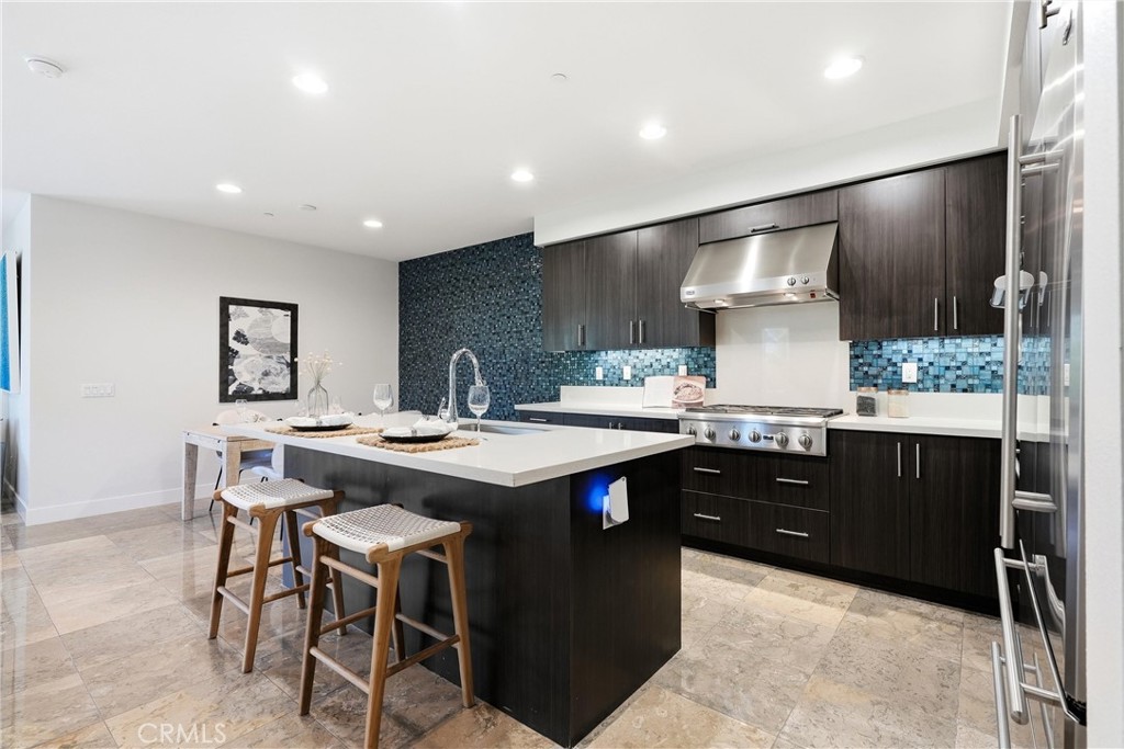 43 Gramercy Property Photo 14