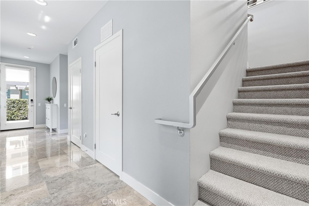 43 Gramercy Property Photo 20