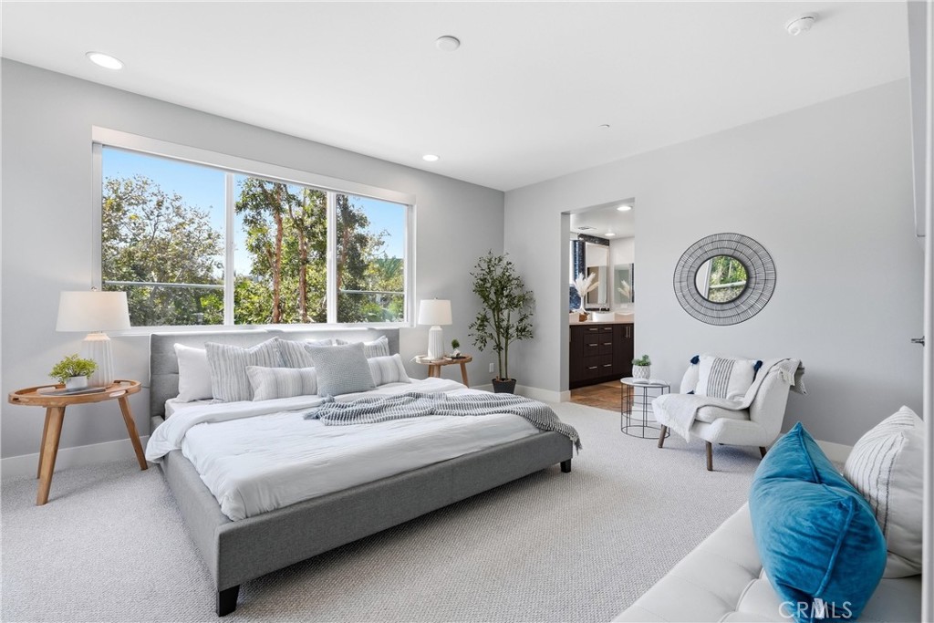 43 Gramercy Property Photo 22