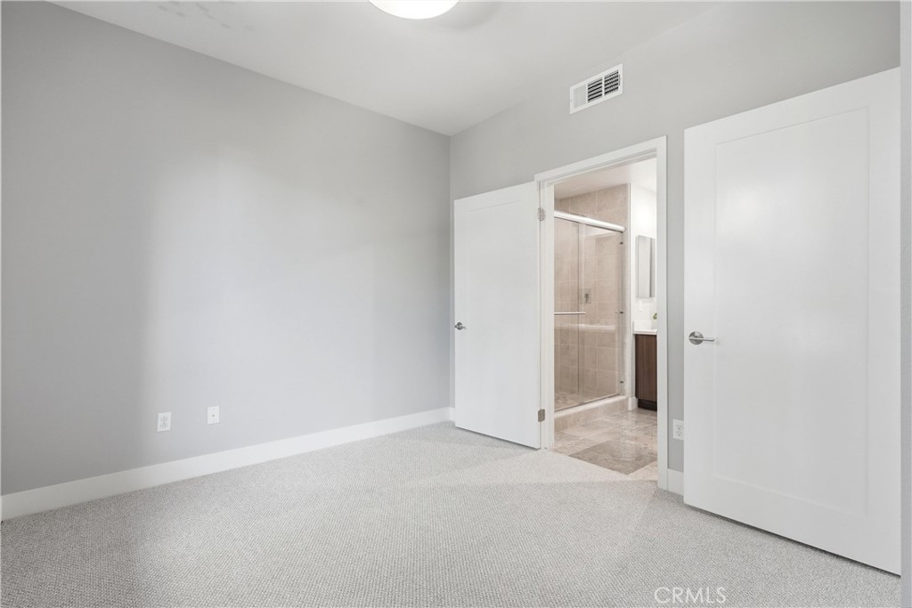 43 Gramercy Property Photo 34