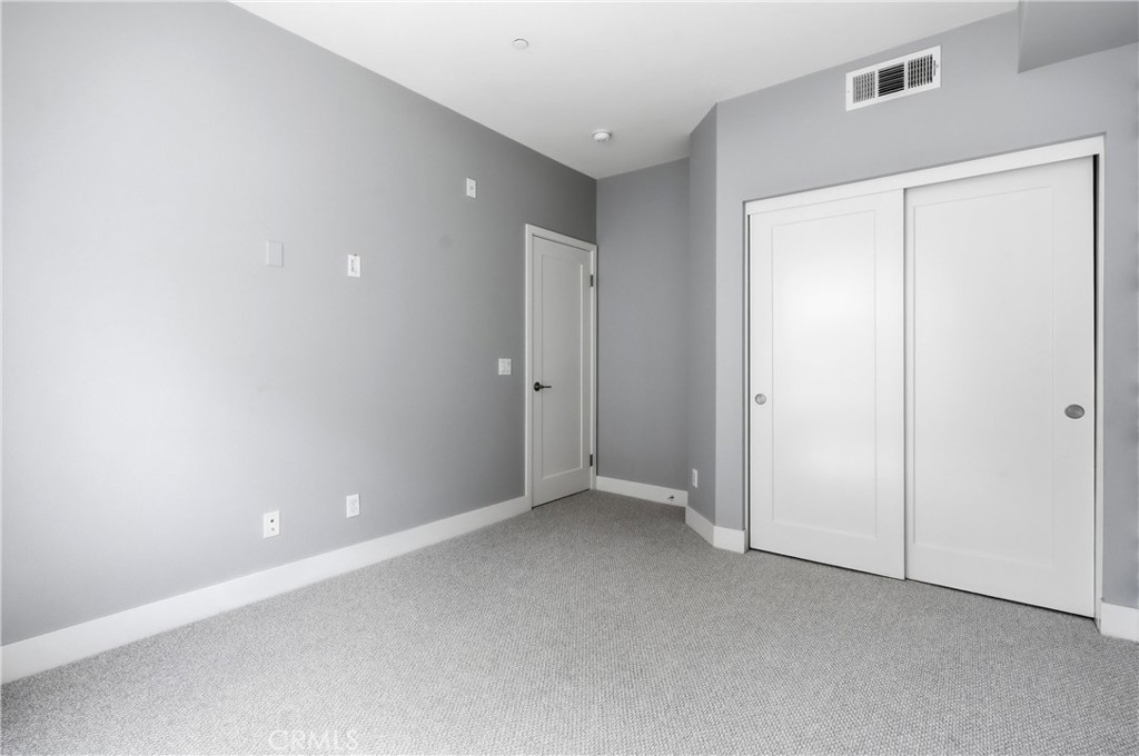43 Gramercy Property Photo 36