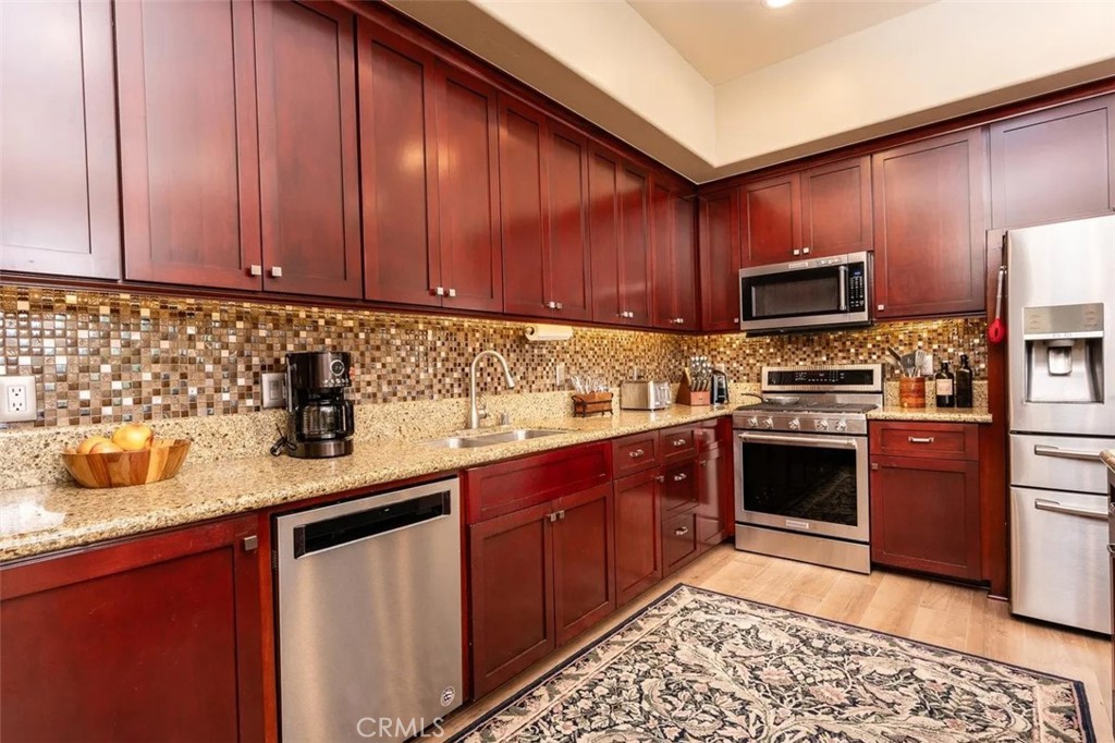 9430 W Lilac Property Photo 14