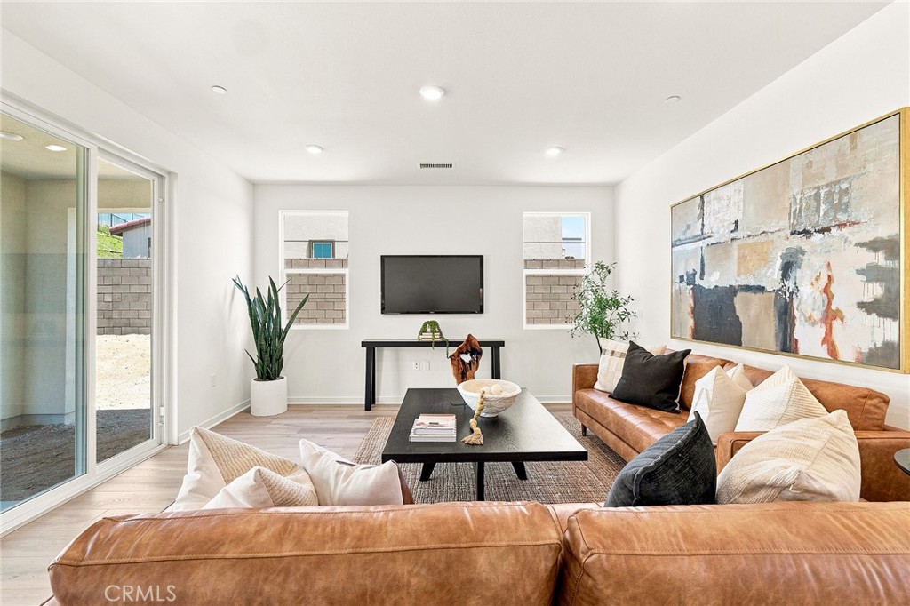 16062 Butterfly Drive Property Photo 6