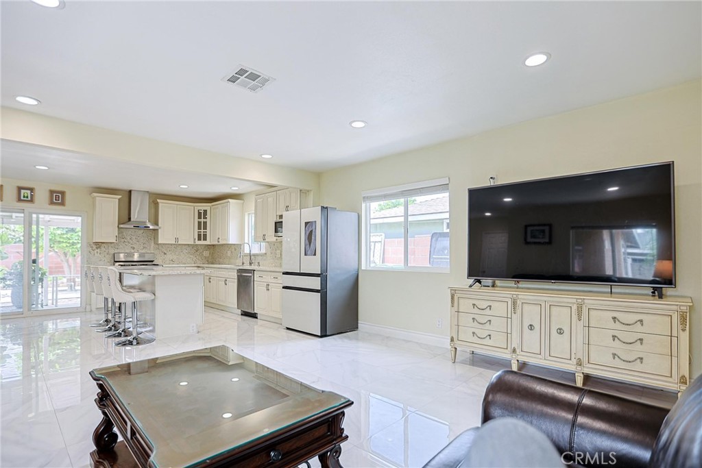 1211 Groton Property Photo 10
