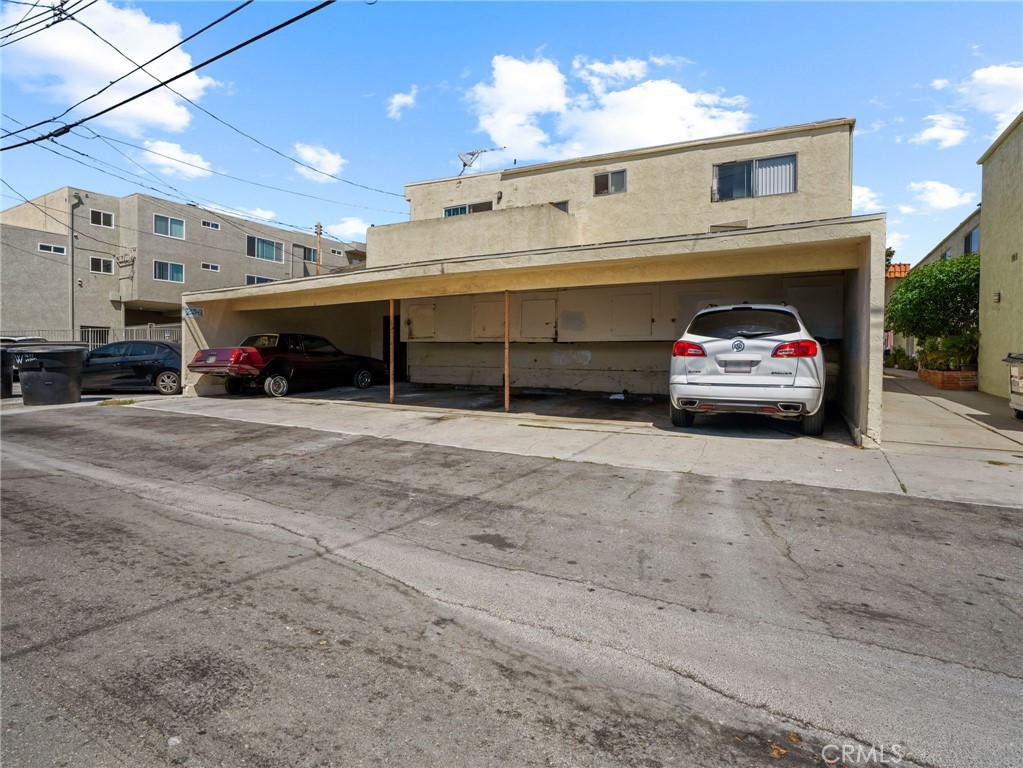 7037 Milton 3 Property Photo 17