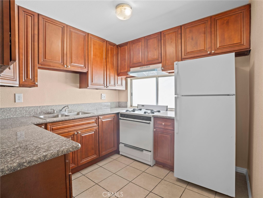 7243 Milton 5 Property Photo 4