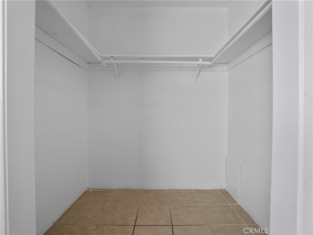 7243 Milton 5 Property Photo 9