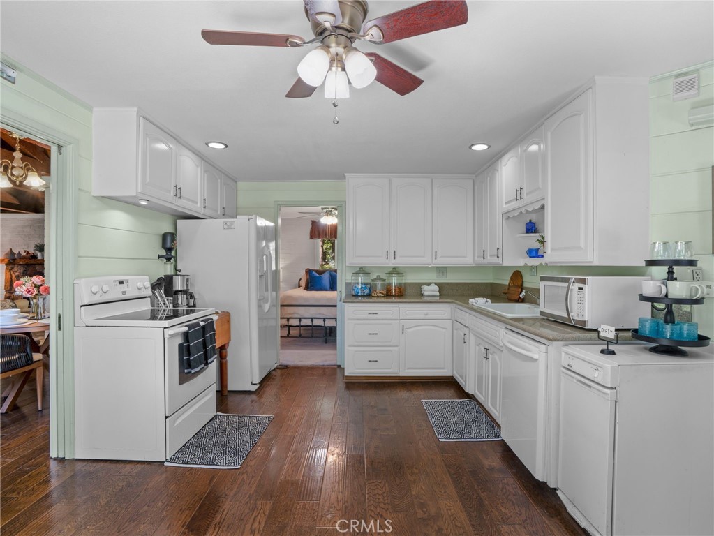 2578 Rim Of The World Property Photo 12