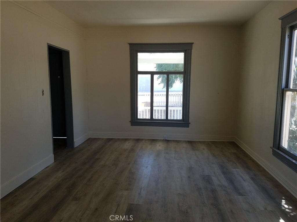 523 W 5th Street Property Photo 6