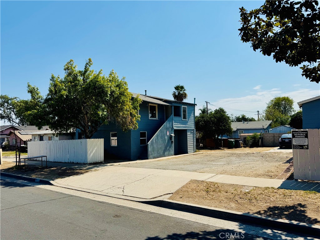 523 W 5th Street Property Photo 25