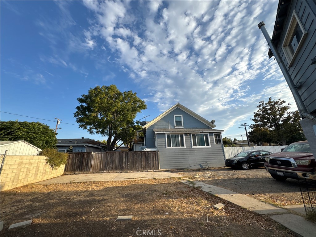 523 W 5th Street Property Photo 26