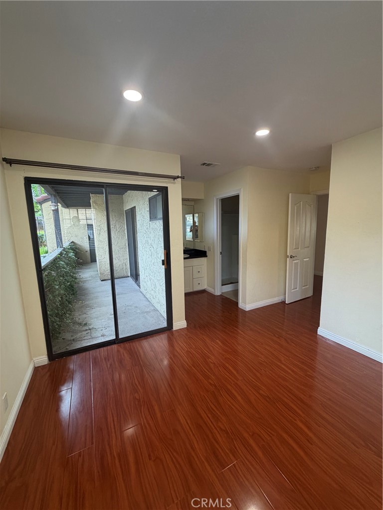 25611 Indian Hill Property Photo 4