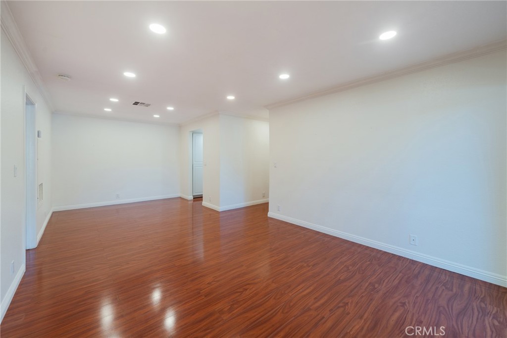 25611 Indian Hill Property Photo 12