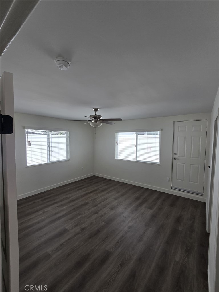 15417 15419 Tuba Street Property Photo 11