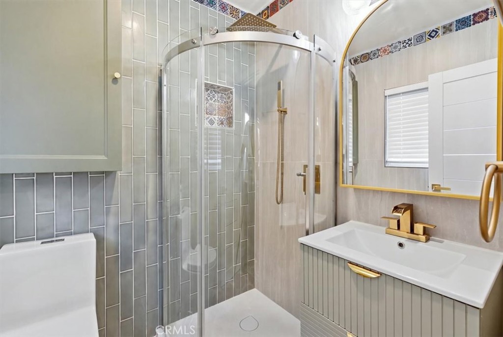 512 S Maple Property Photo 10