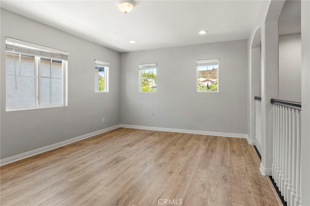 27329 Sweetspire Terrace Property Photo 9