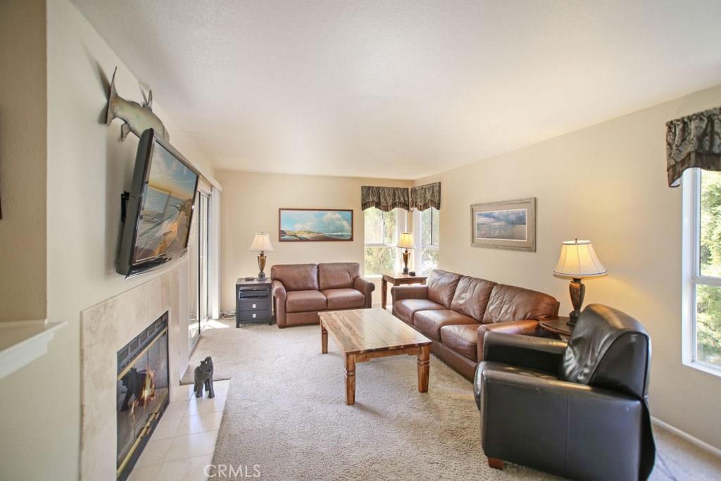 28 Corniche Drive E Property Photo 3
