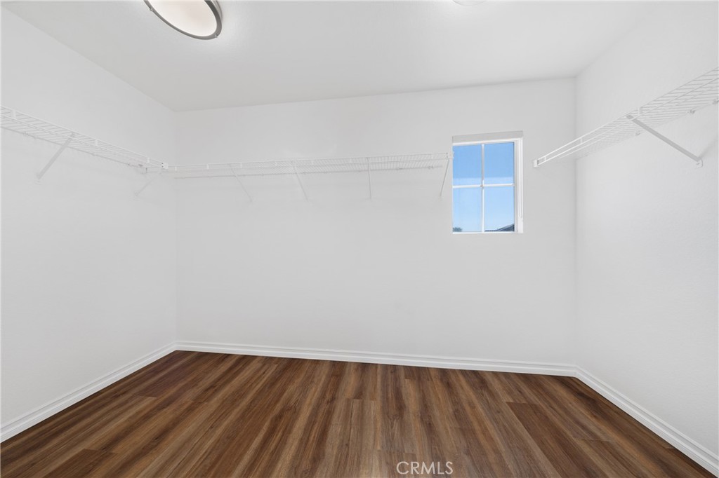25043 Babbling Brook Property Photo 22