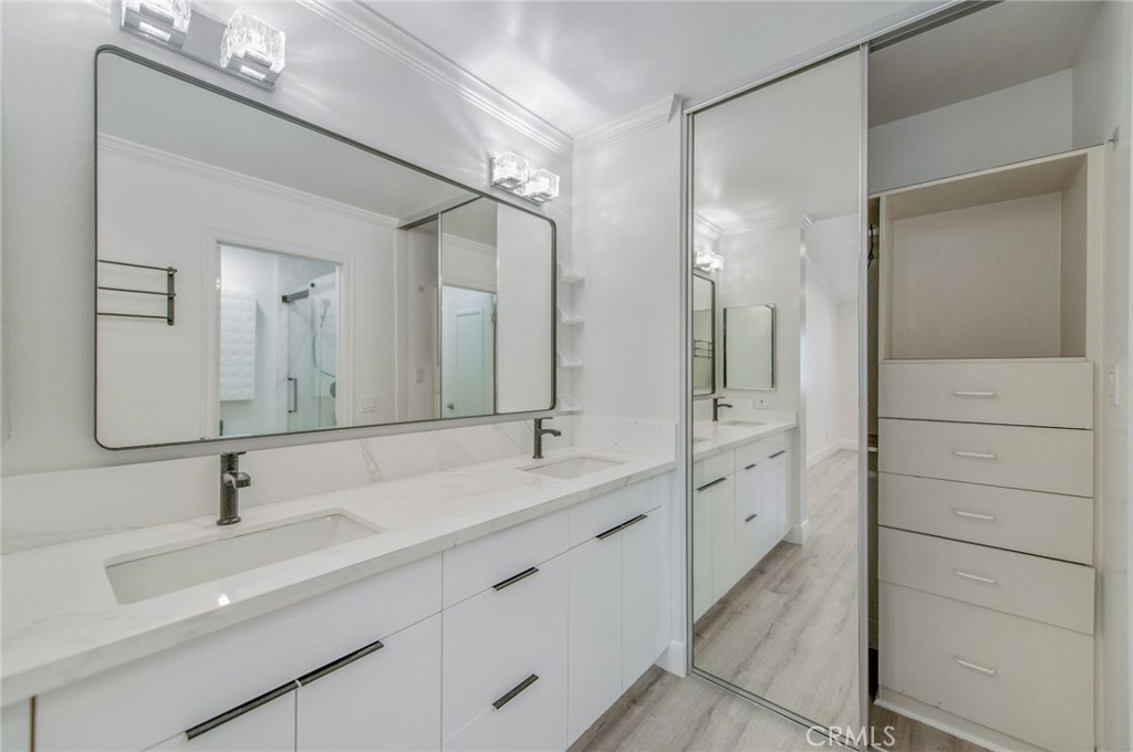 38 Cresthaven Property Photo 21