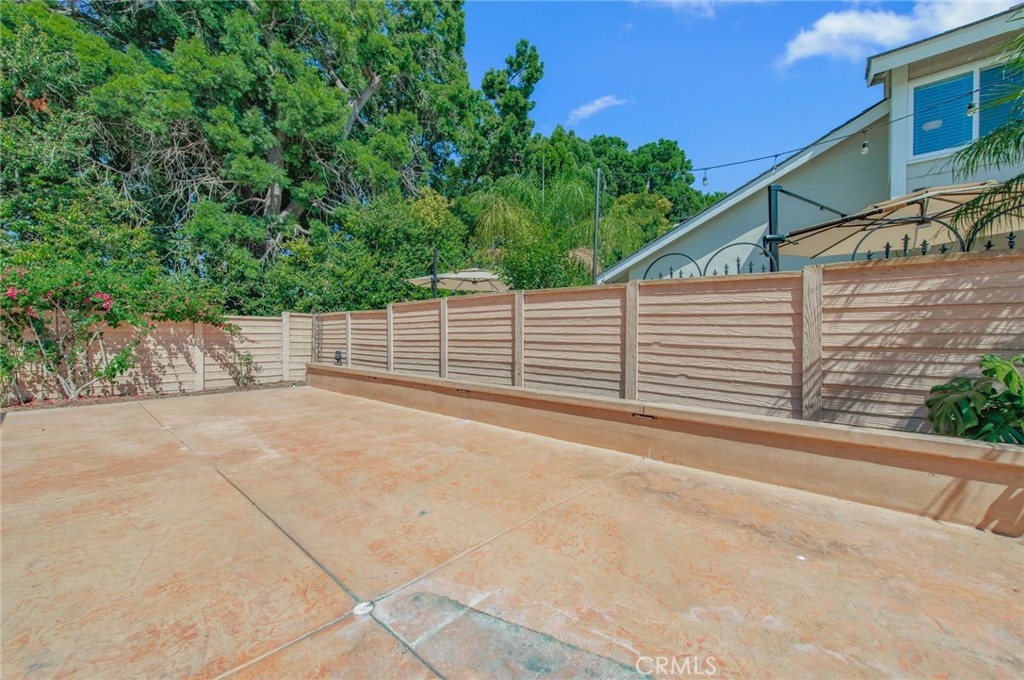 38 Cresthaven Property Photo 26