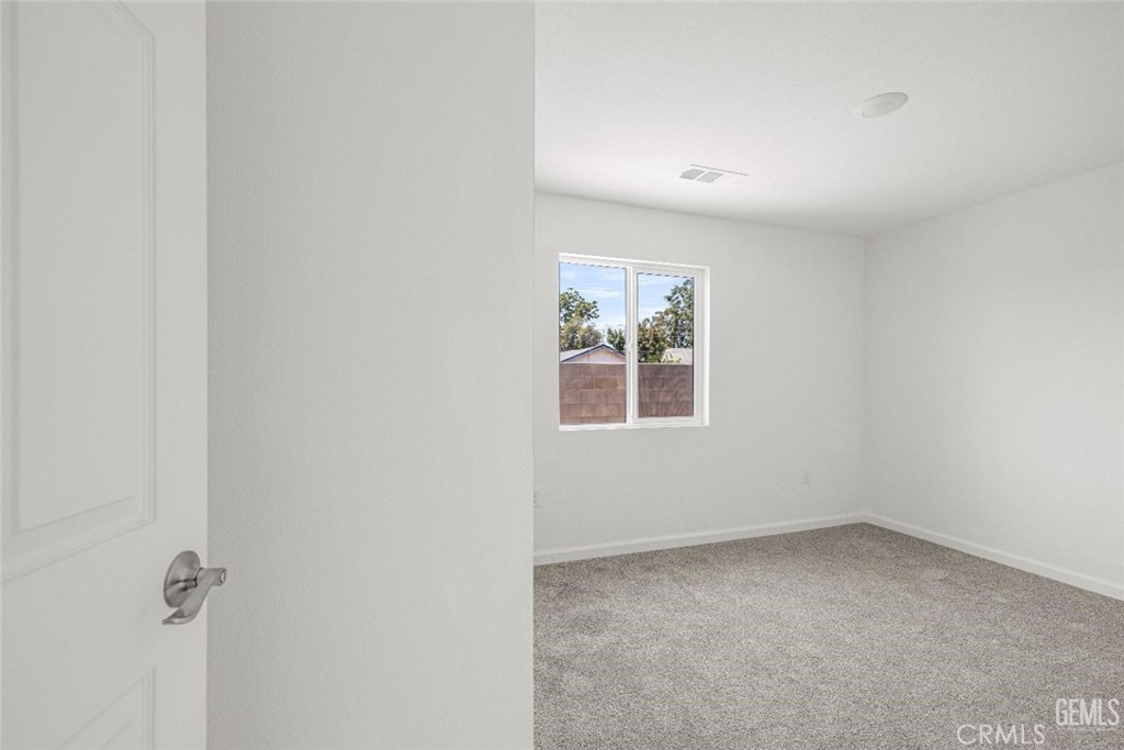 1417 Oregon Property Photo 2