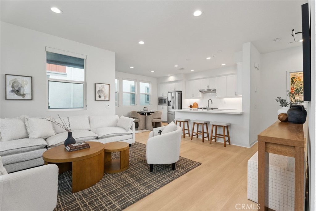 130 Tenor Property Photo 4