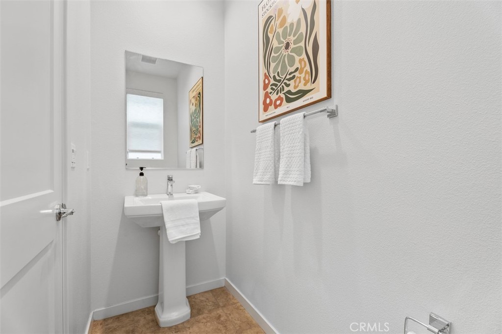 130 Tenor Property Photo 12