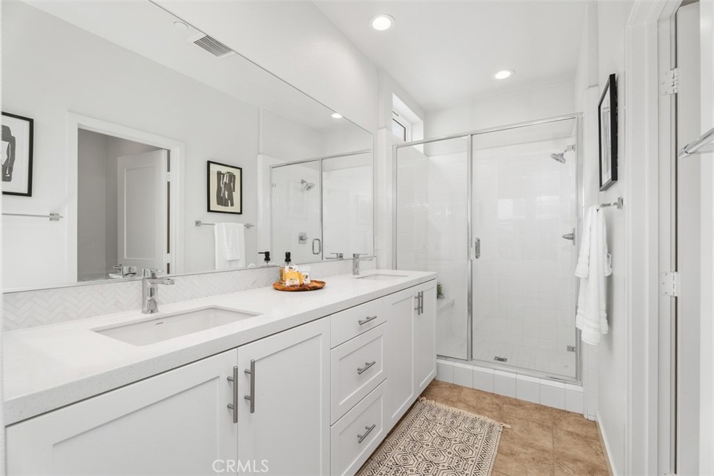 130 Tenor Property Photo 19