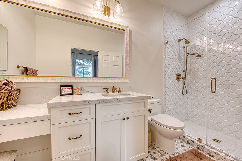 6 Panorama Property Photo 31