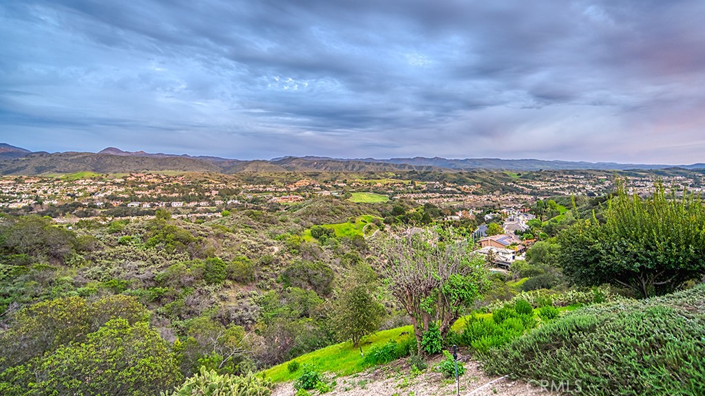 6 Panorama Property Photo 44