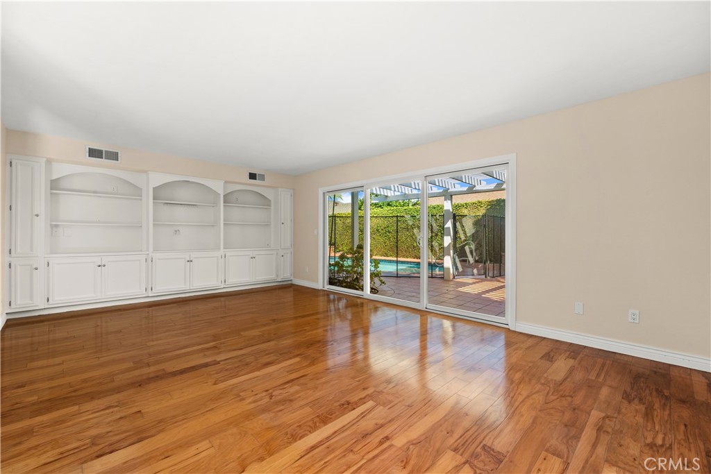 6871 Auburn Drive Property Photo 4