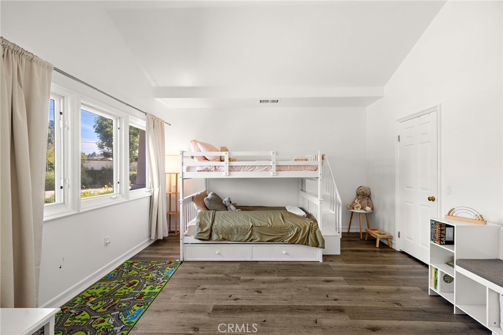 1582 White Alder Property Photo 44