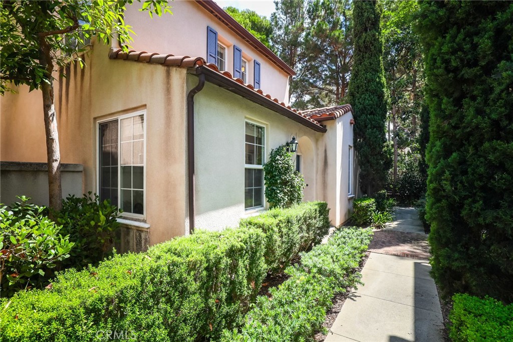 26 Reunion Property Photo 4