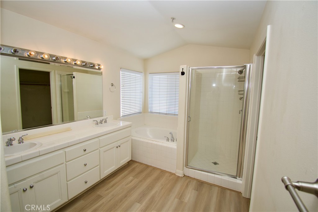 20462 Savanna Property Photo 8