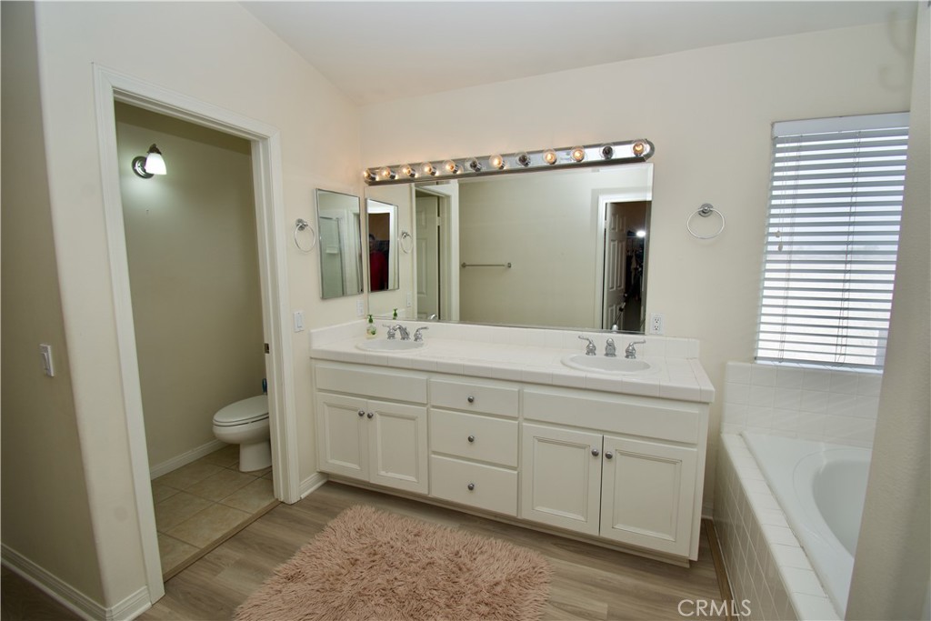 20462 Savanna Property Photo 9