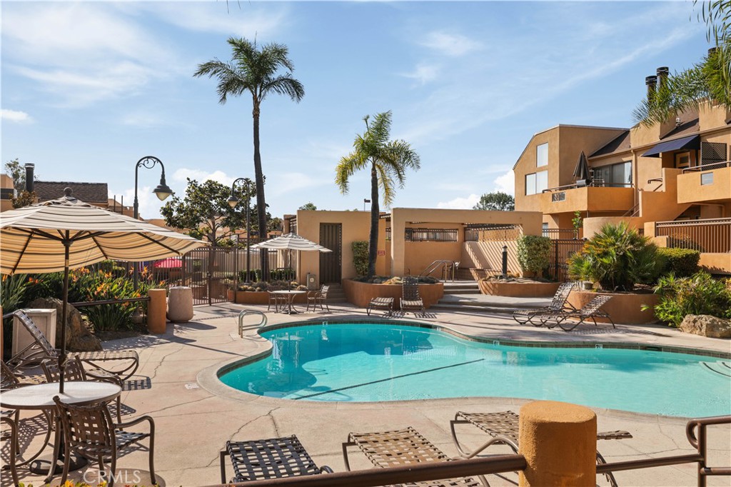 25671 Le Parc 63 Property Photo 23
