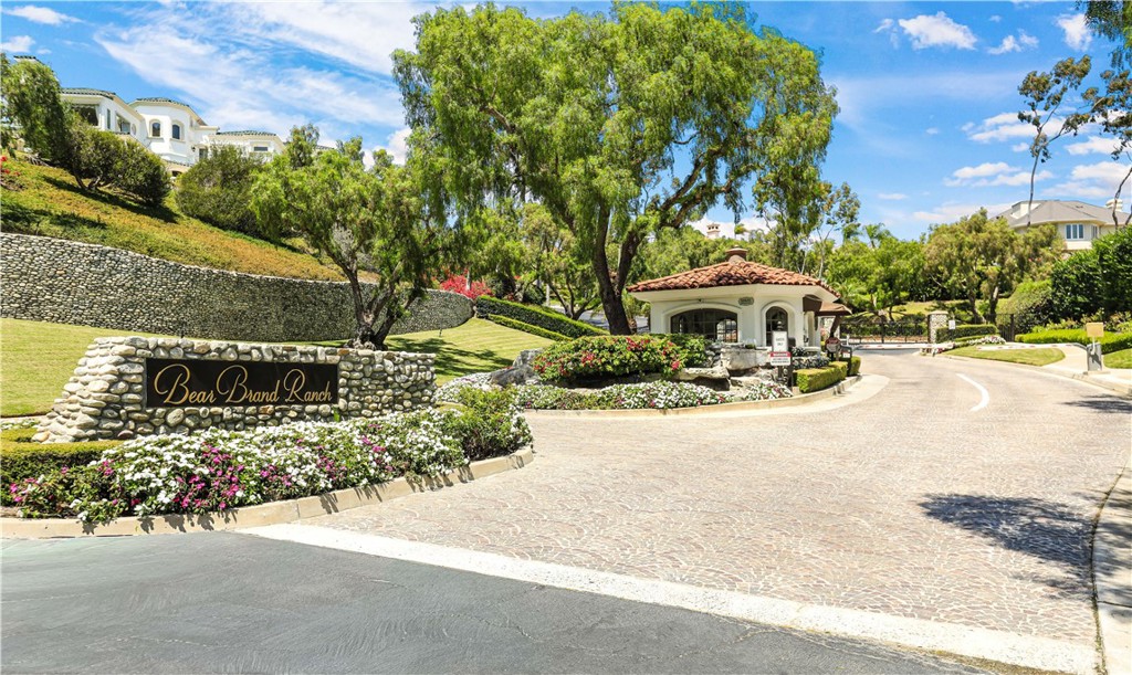 6 Riverstone Property Photo 2