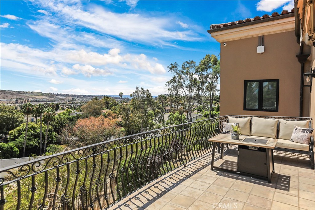 6 Riverstone Property Photo 12