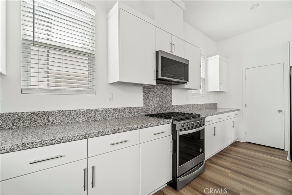 1302 W Bushell Street Property Photo 14