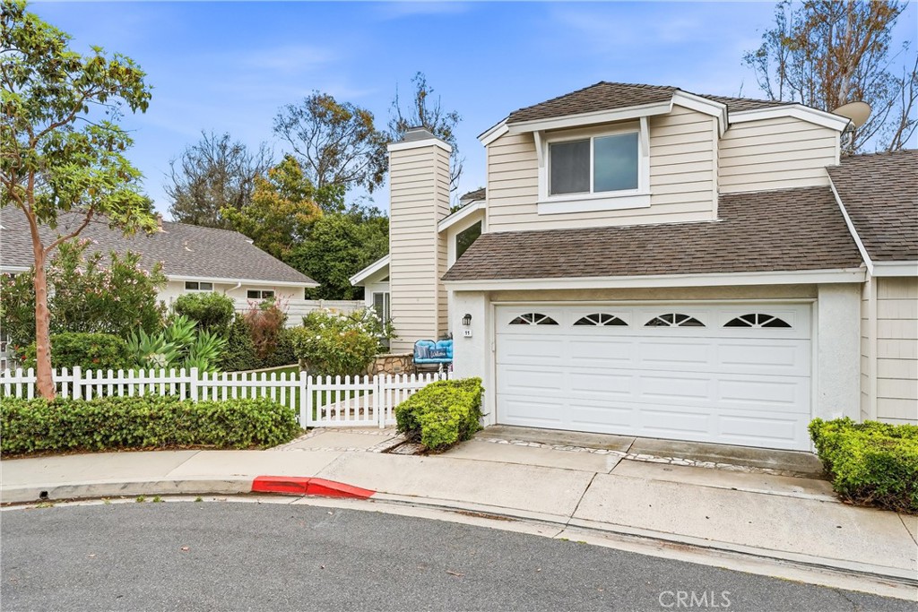 11 Shadowleaf Property Photo 1