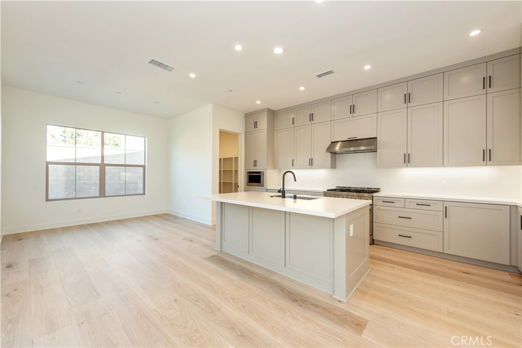 131 Campion Property Photo 6