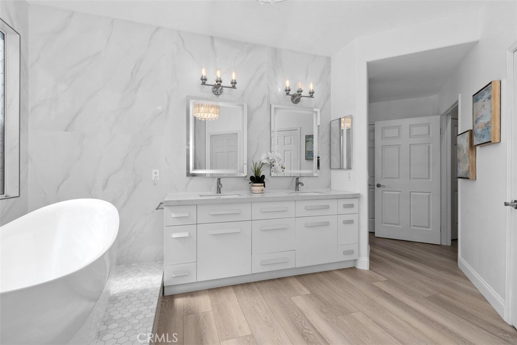 8 National Place Property Photo 23
