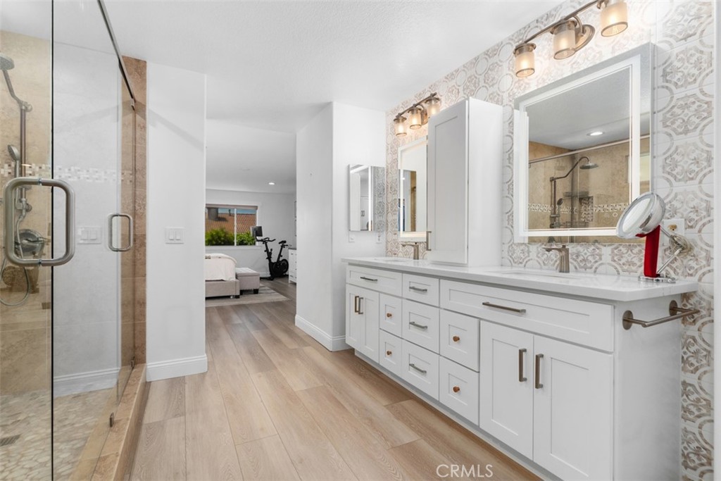 8 National Place Property Photo 32